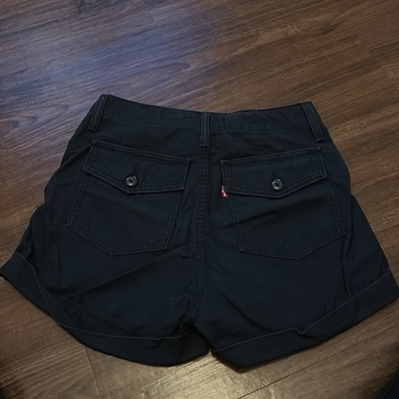 Black Levi’s Ribcage Shorts - Picture 4 of 4